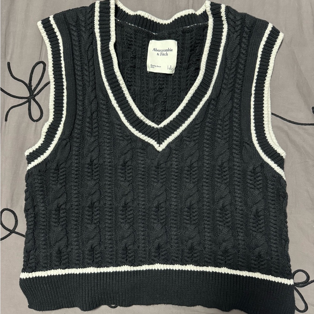 Abercrombie & Fitch Black Knit Vest with White Trim